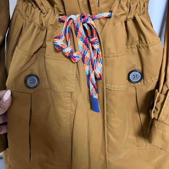 Zara Trench Sporty Coat. - Picture 6 of 10